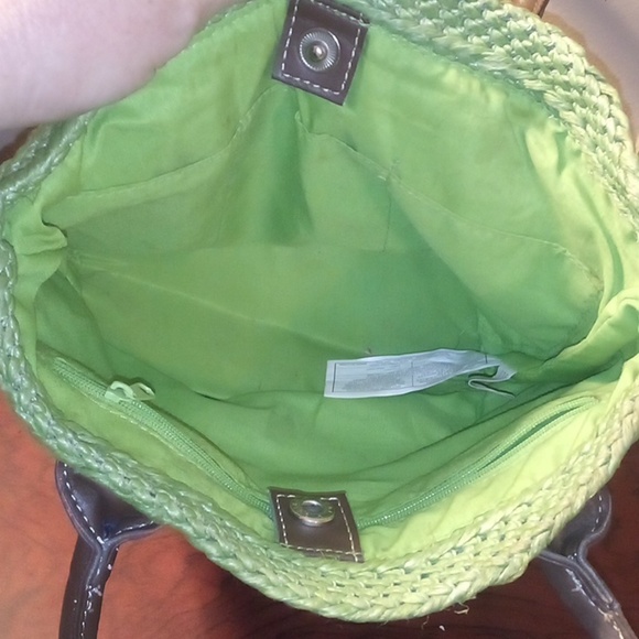 Avon Lime Green 10” Woven Knitted Hand Bag Purse with Brown Leather Handles - Picture 3 of 5